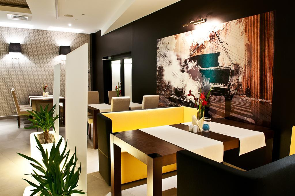 Hotel Piano Lublin Zewnętrze zdjęcie